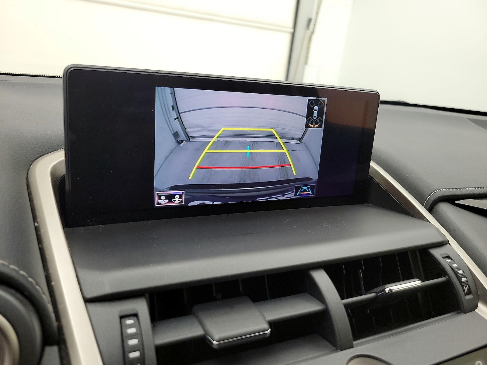 2019 Lexus NX 300 - Photo 16