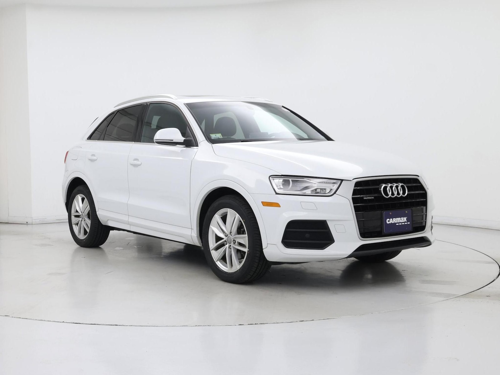 2017 Audi Q3 Premium Plus - Photo 2