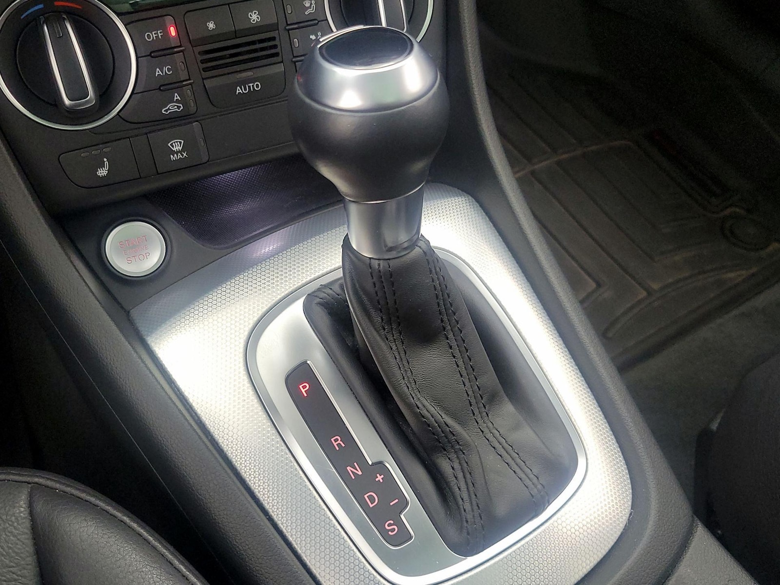 2017 Audi Q3 Premium Plus - Photo 19