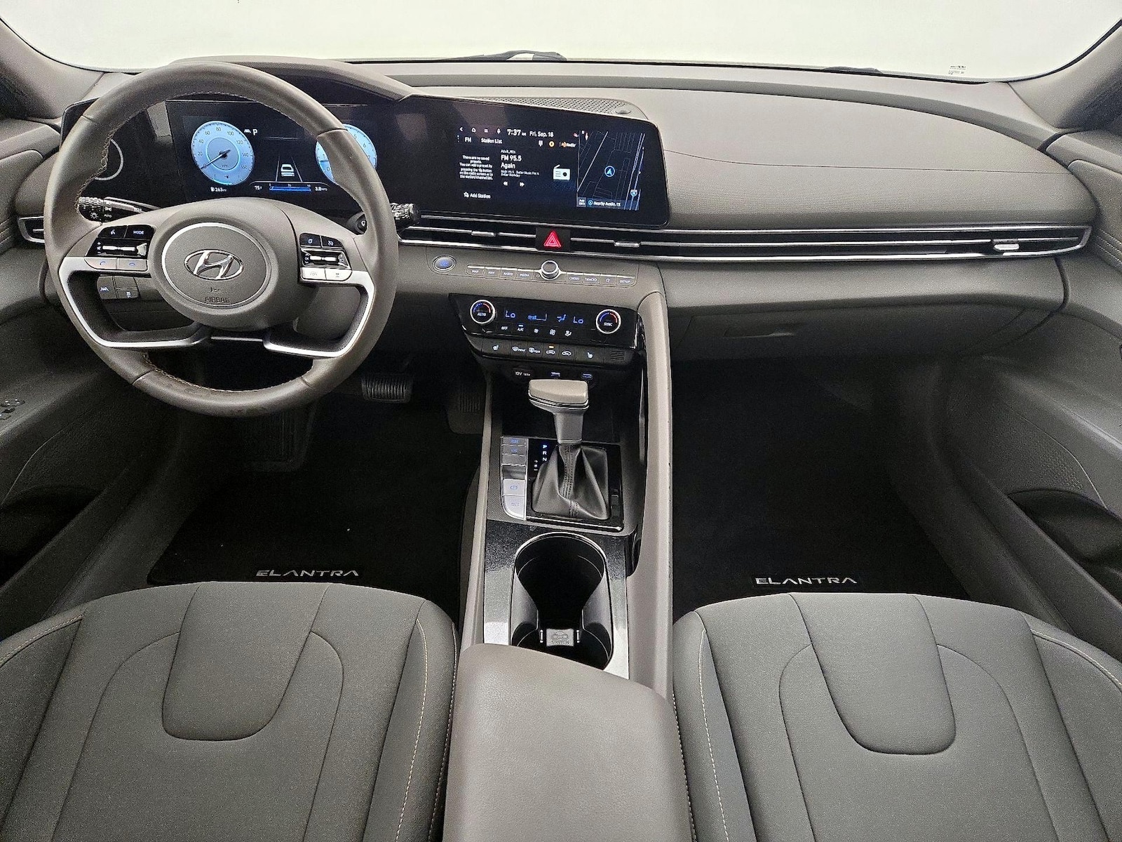 Apple CarPlay® & Android Auto™