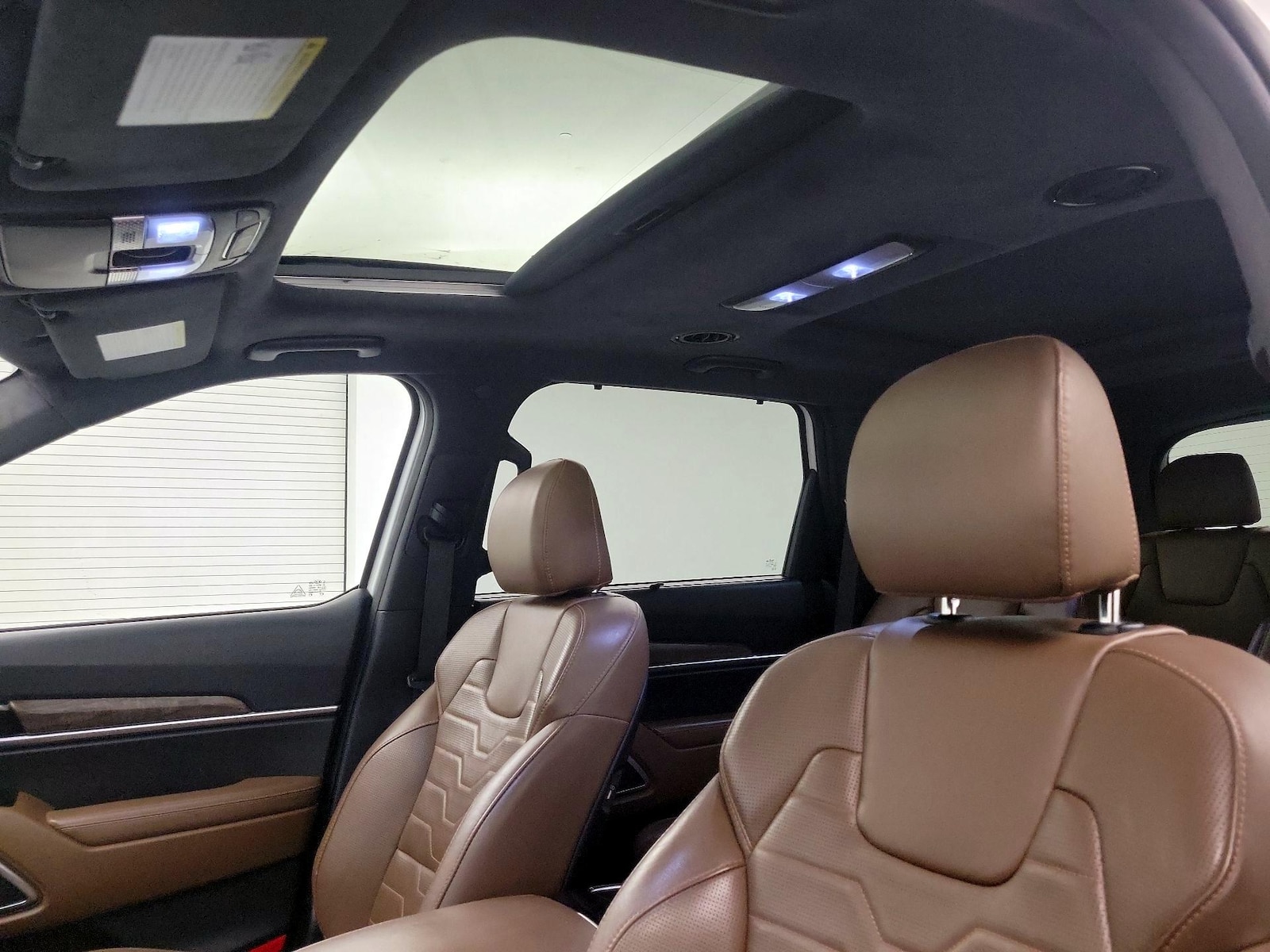 Sunroof(s) & Skylight(s)