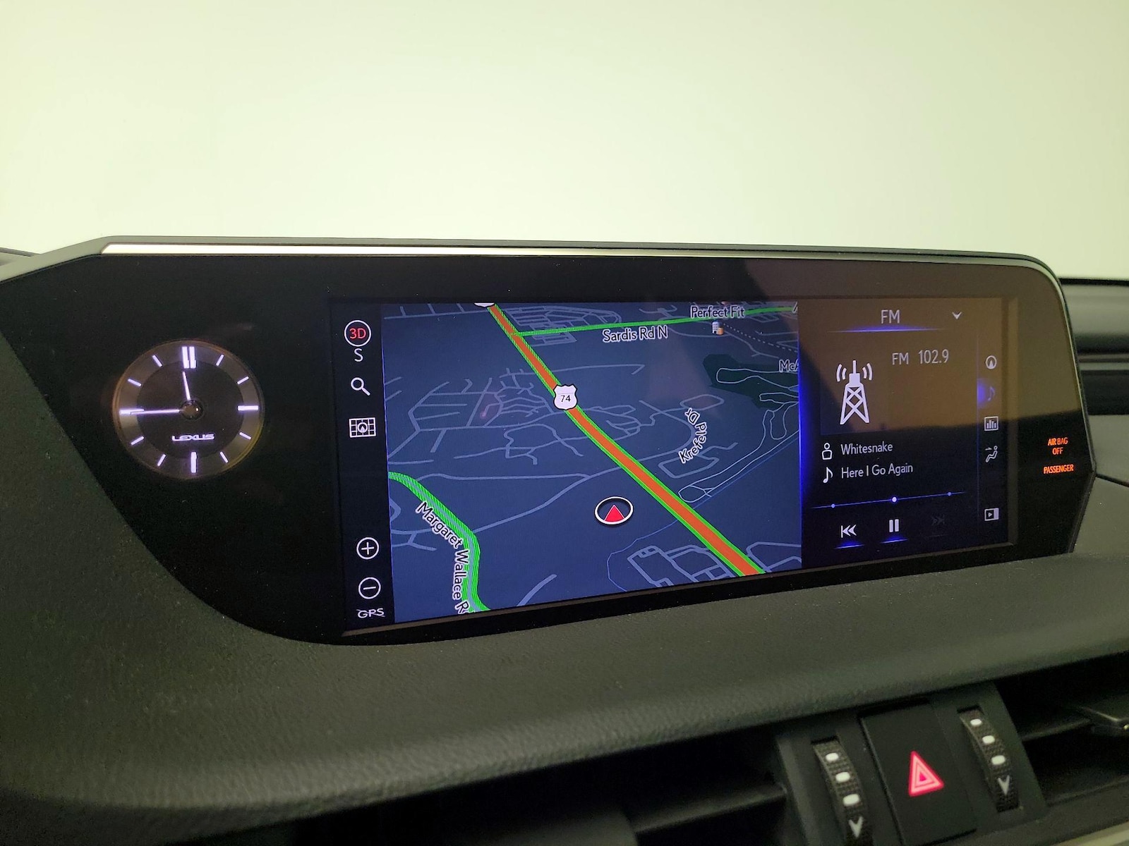 2021 Lexus ES 350 - Photo 15