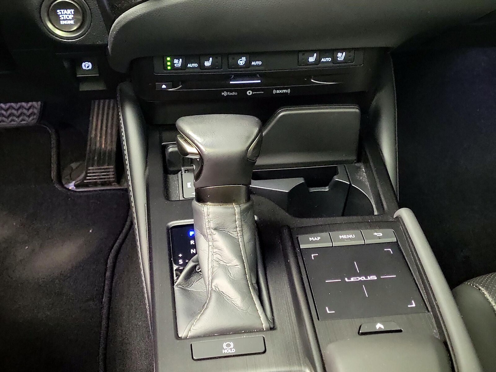 2021 Lexus ES 350 - Photo 19