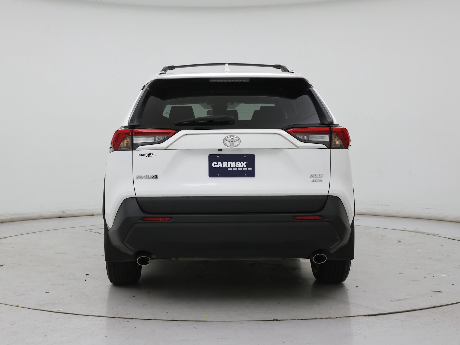 2024 Toyota RAV4 XLE - Photo 7