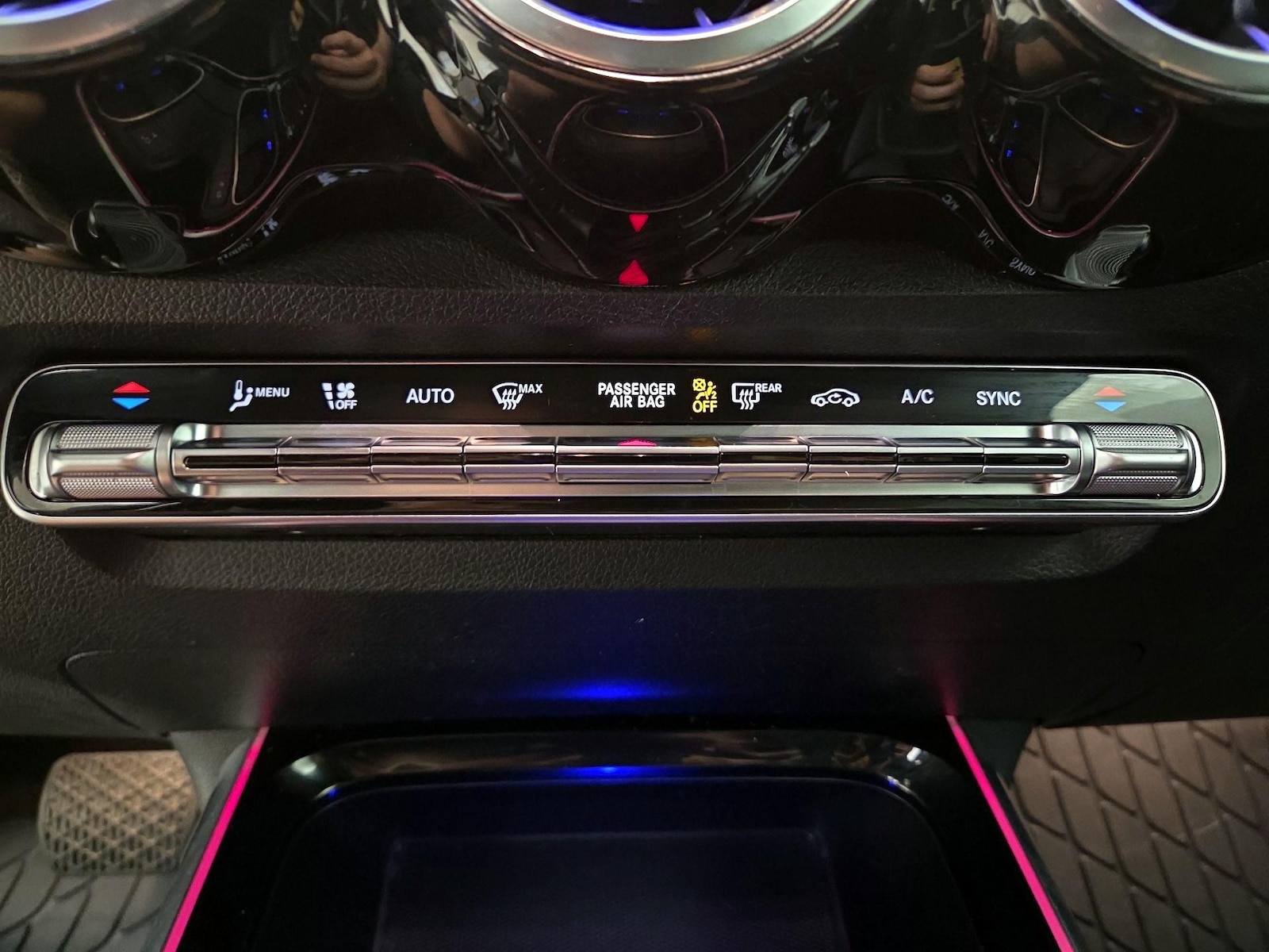 2022 Mercedes-Benz GLB Base - Photo 18