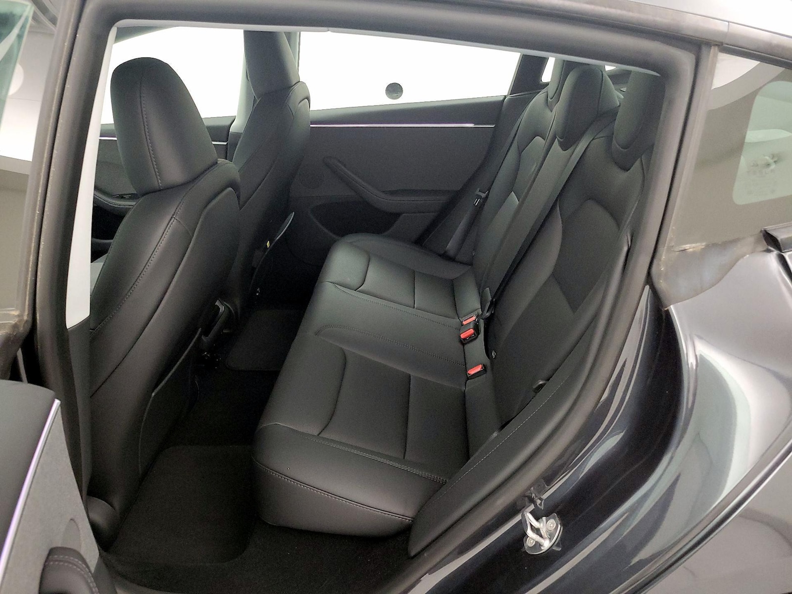 2025 Tesla Model 3 Long Range - Photo 22