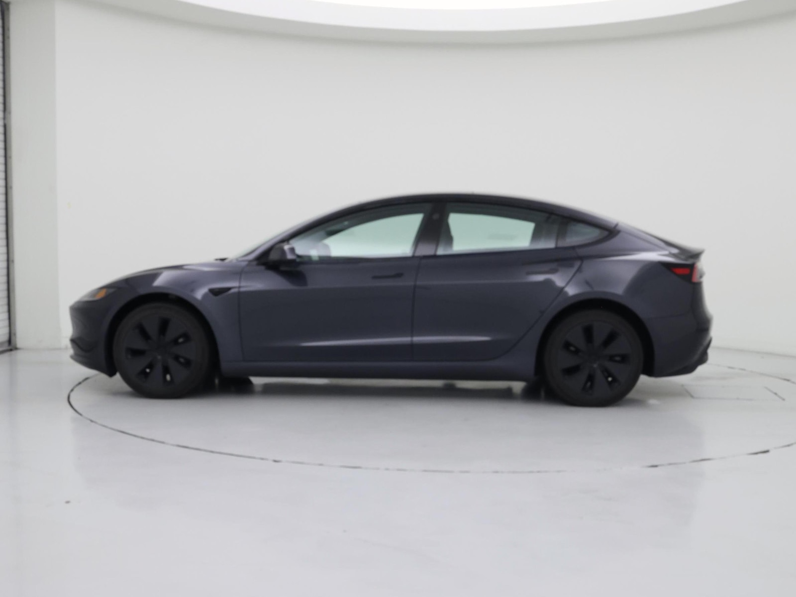 2025 Tesla Model 3 Long Range - Photo 4