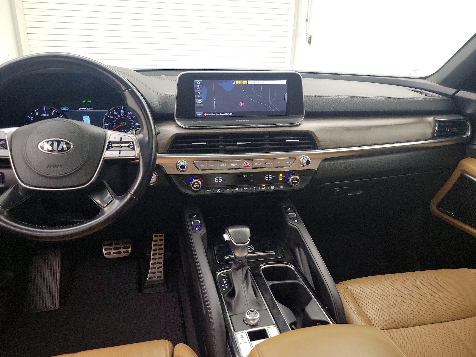 Apple CarPlay® & Android Auto™