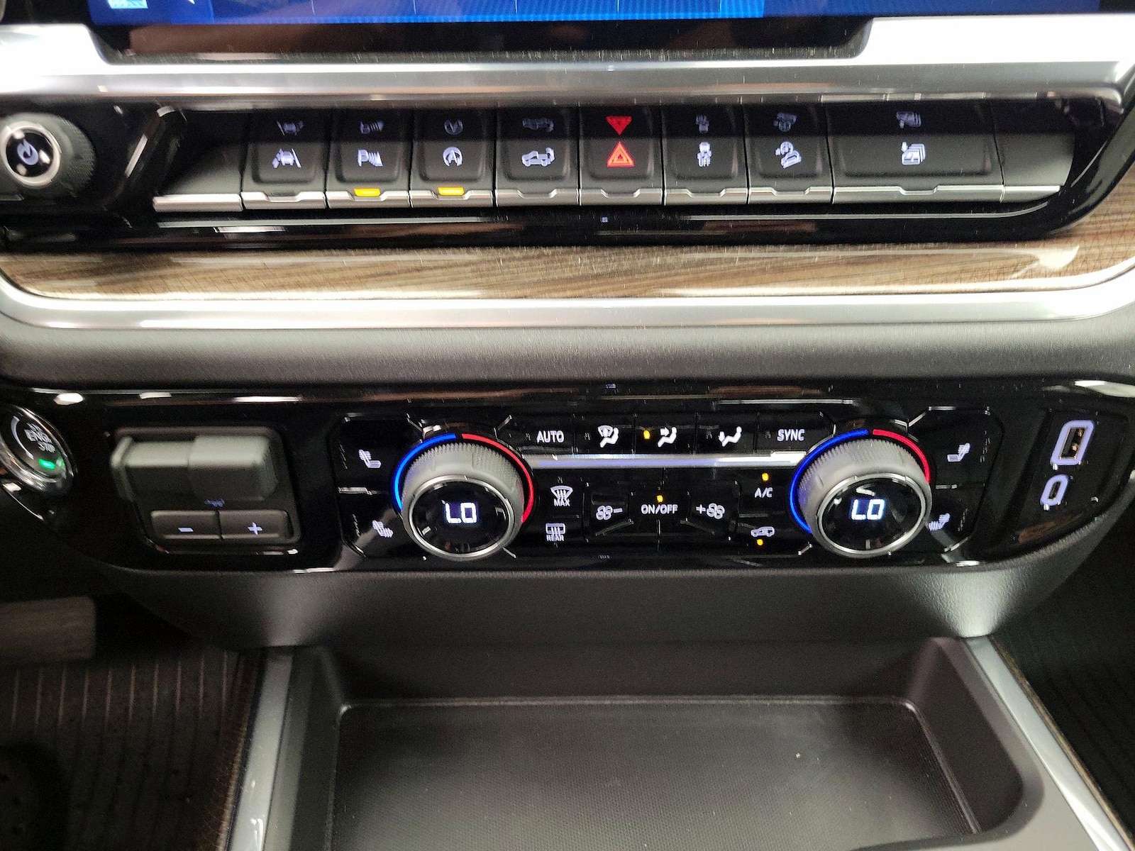 2026 Chevrolet Silverado 1500 RST - Photo 18