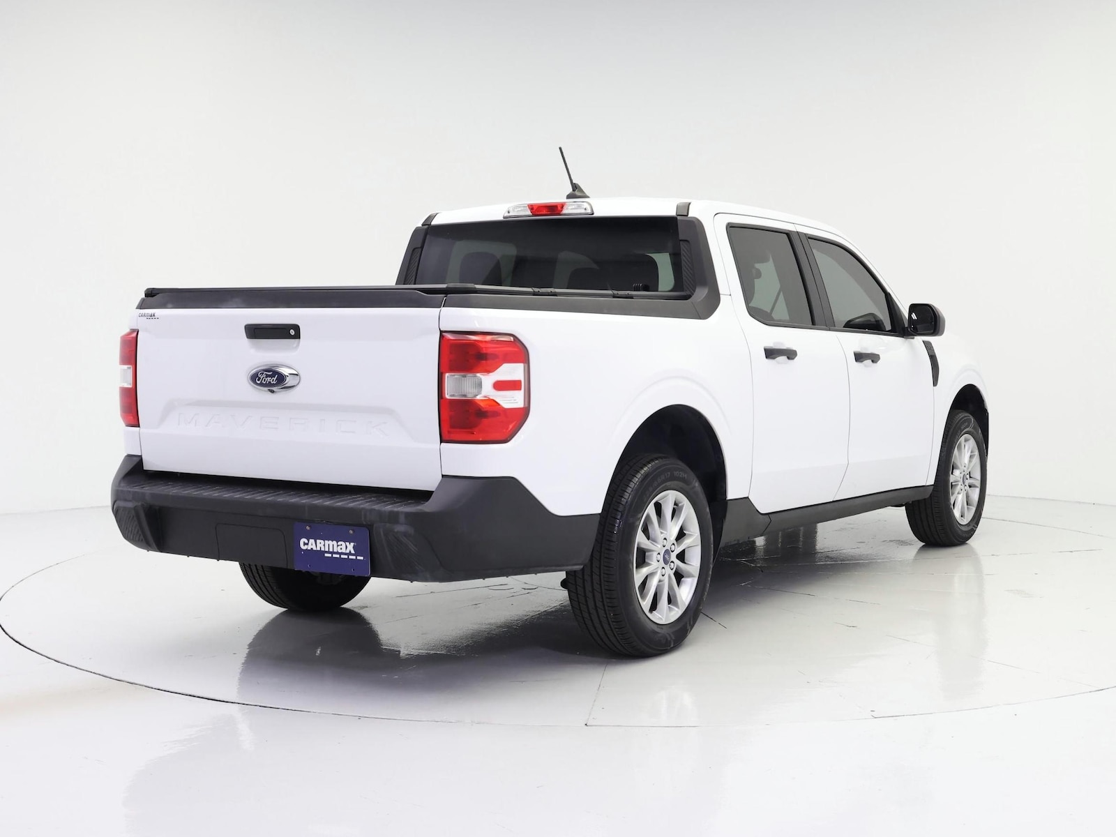 2023 Ford Maverick XL - Photo 9