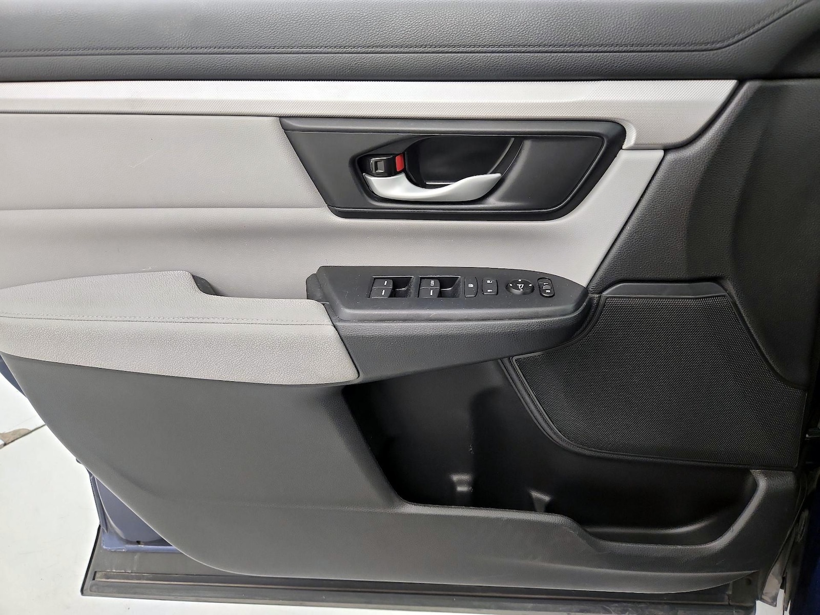 2020 Honda CR-V LX - Photo 13