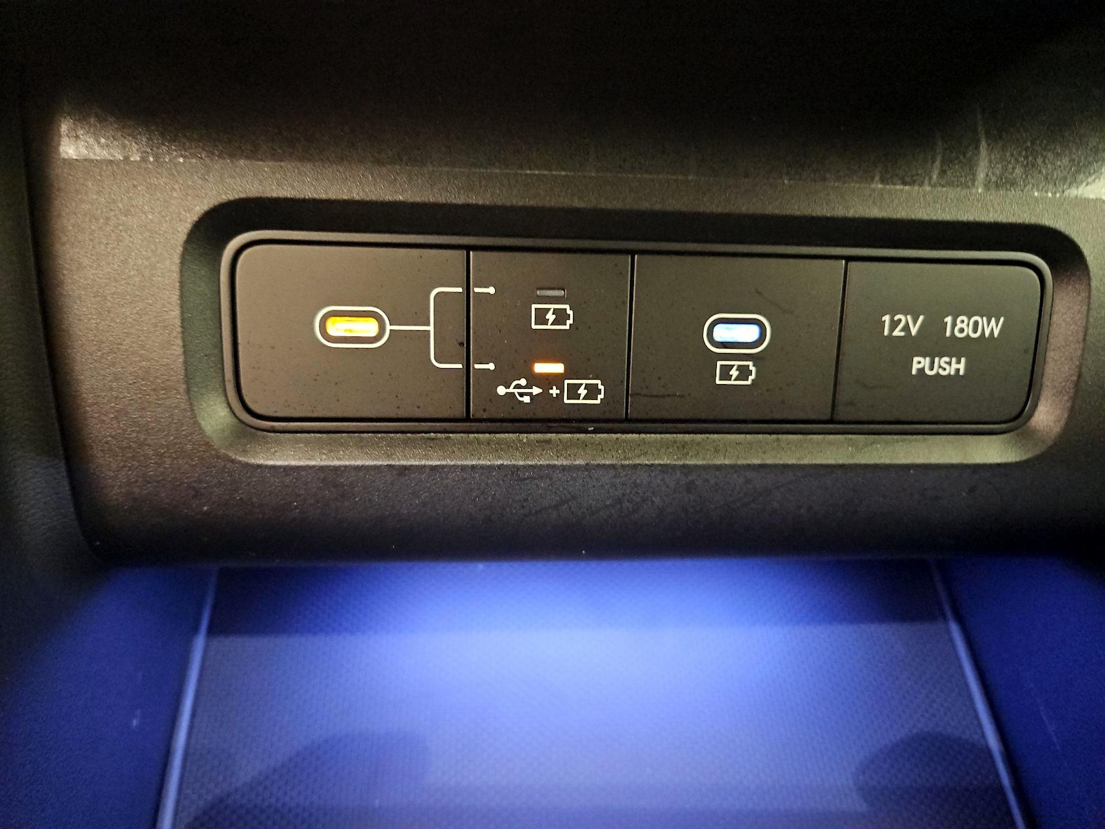 2025 Hyundai Tucson Limited - Photo 20