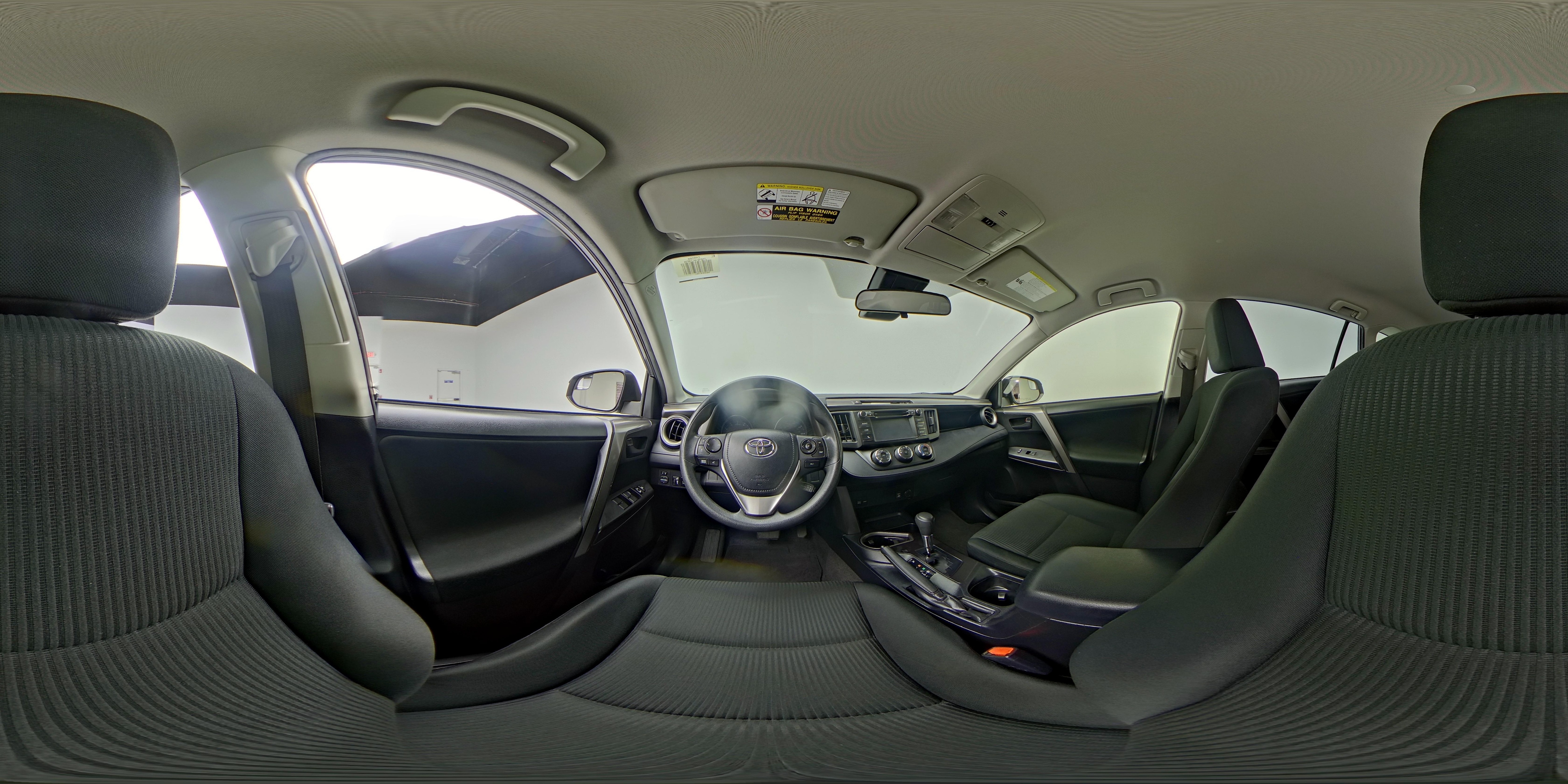 2017 Toyota RAV4 LE - Photo 27