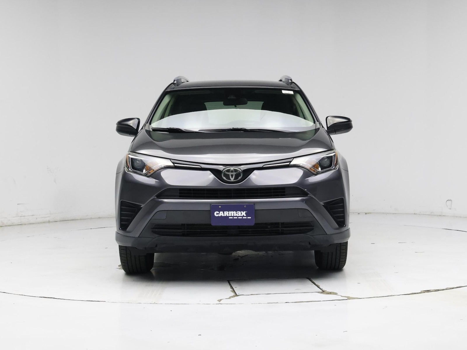2017 Toyota RAV4 LE - Photo 6