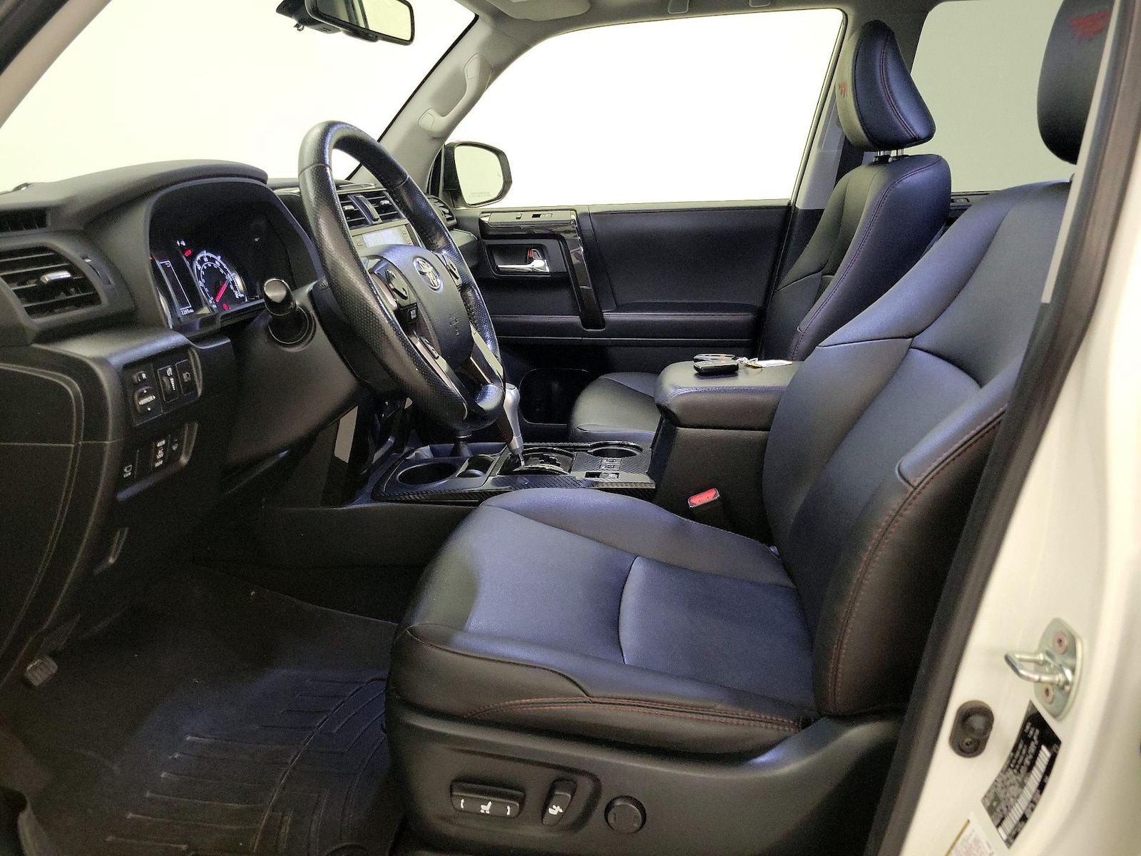 2024 Toyota 4Runner TRD Pro - Photo 12