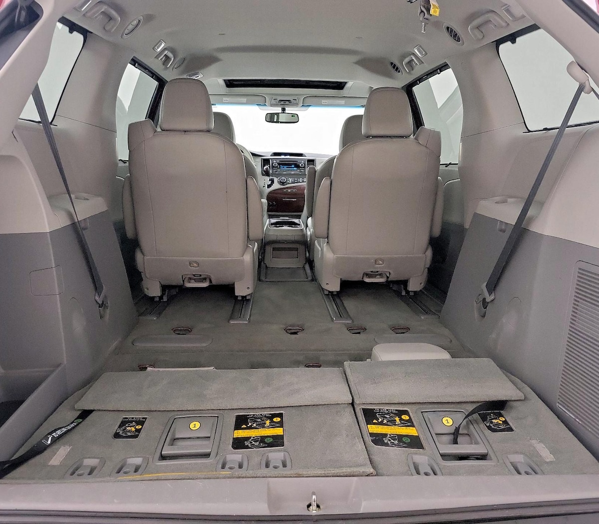 Trunk/Cargo (Seats Up)