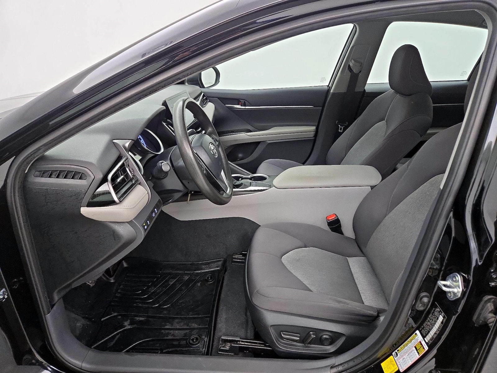 Power Seat(s) & Side Airbags