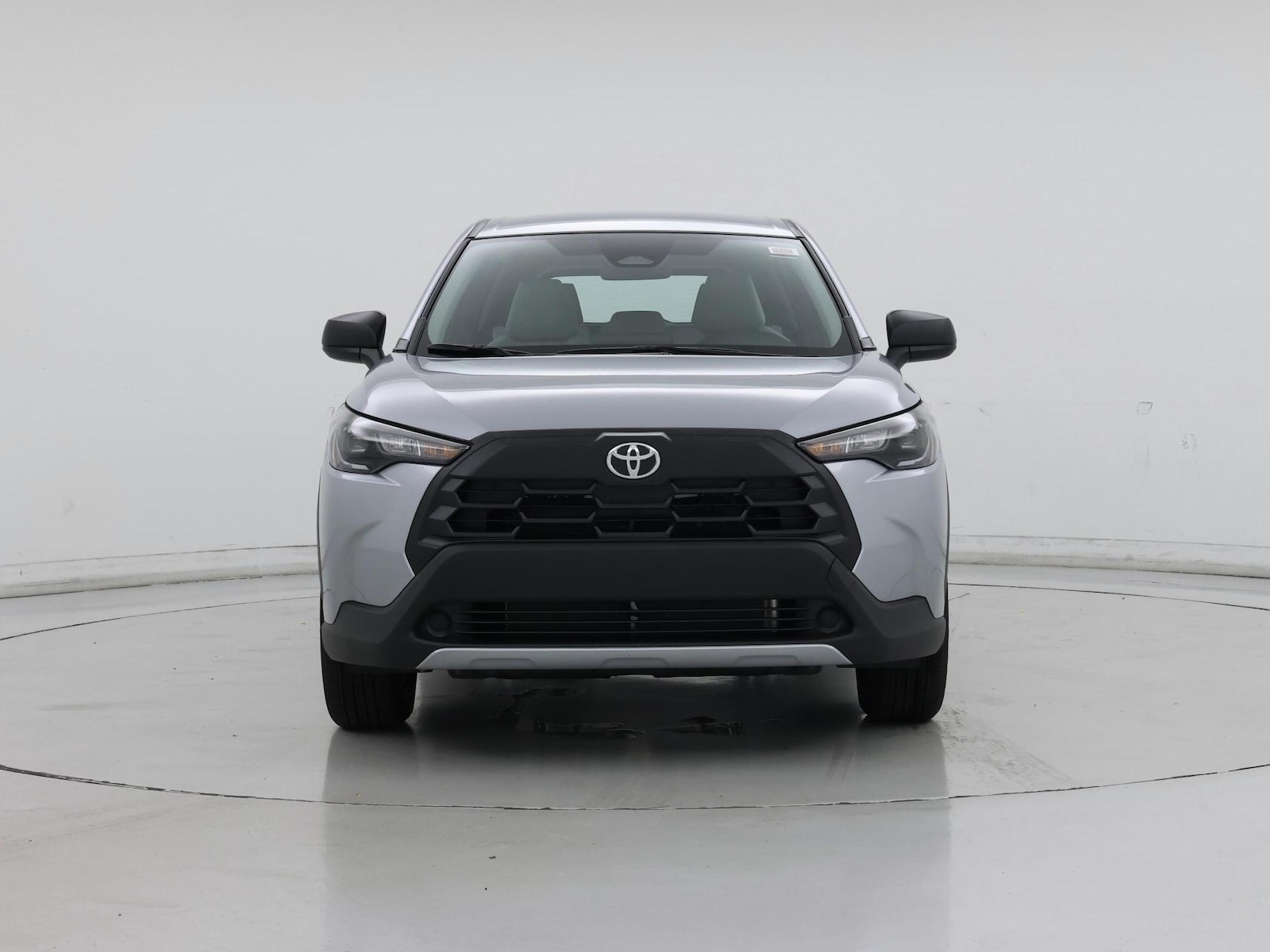 2026 Toyota Corolla Cross L - Photo 6