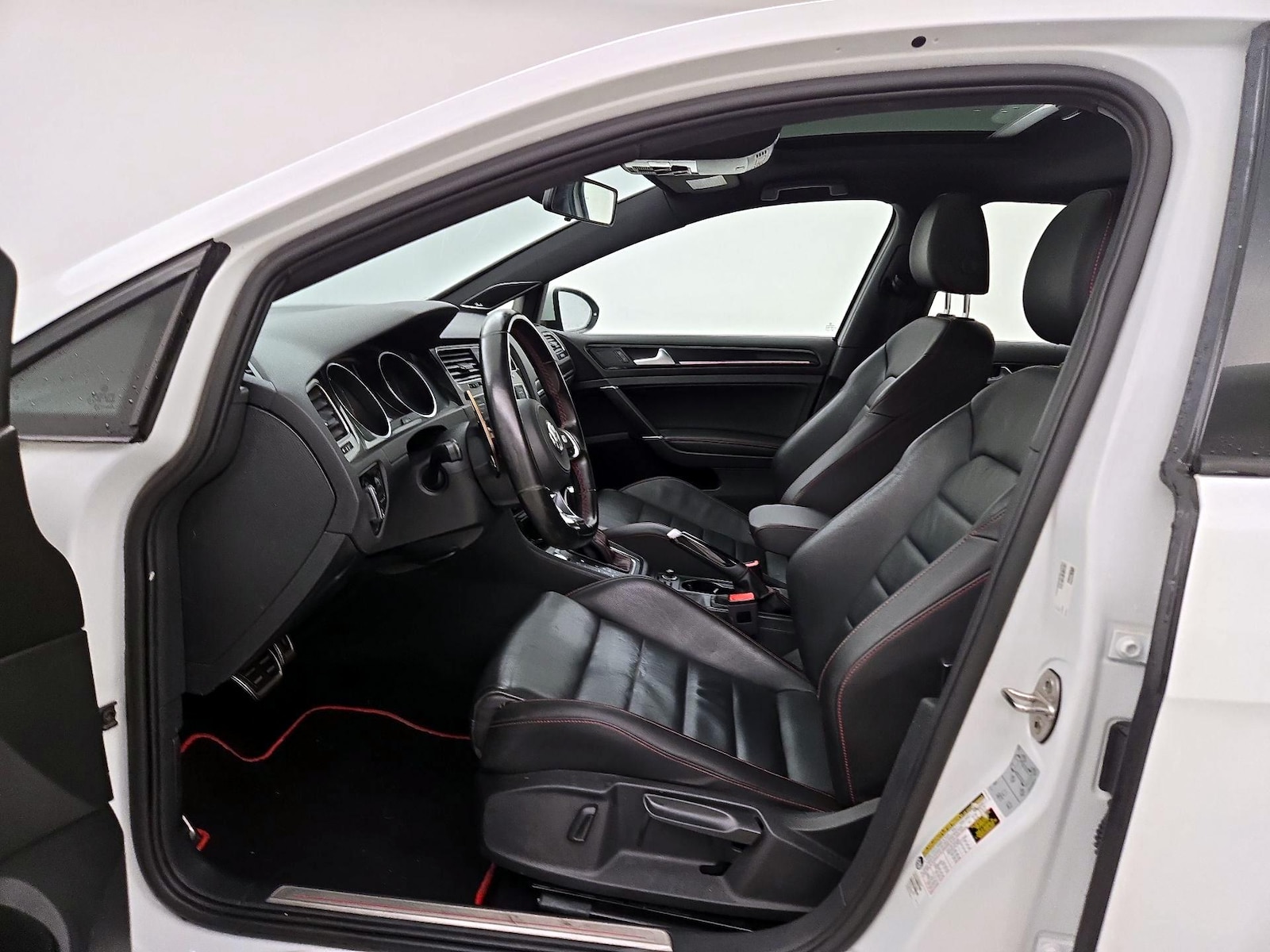 2017 Volkswagen Golf GTI SE - Photo 12