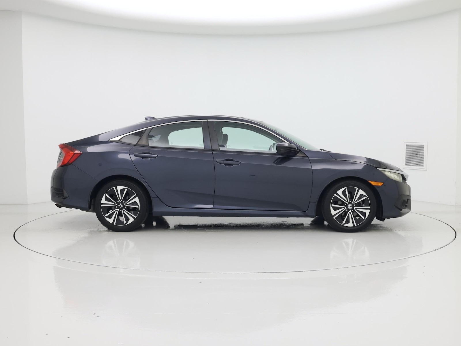 2016 Honda Civic EX-L - Photo 8