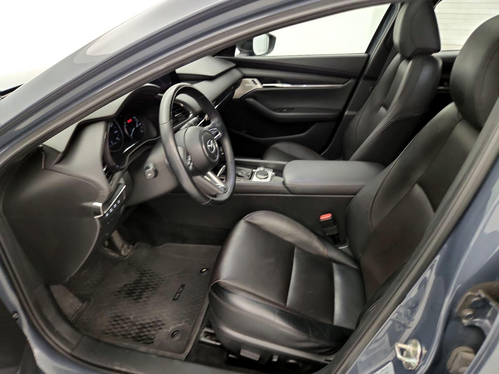 2021 Mazda Mazda3 Premium Plus - Photo 12
