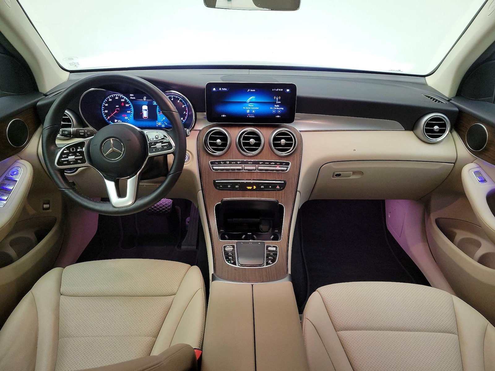 2022 Mercedes-Benz GLC GLC300 - Photo 10