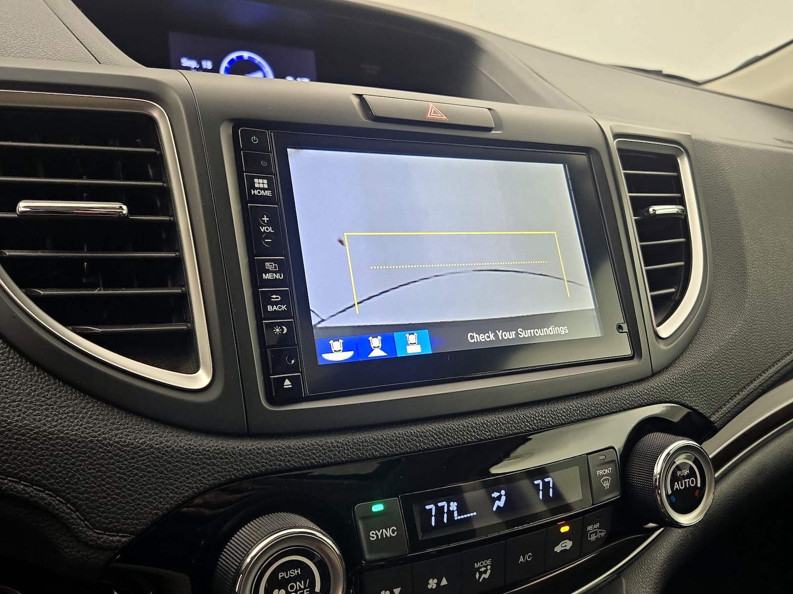 2015 Honda CR-V Touring - Photo 16