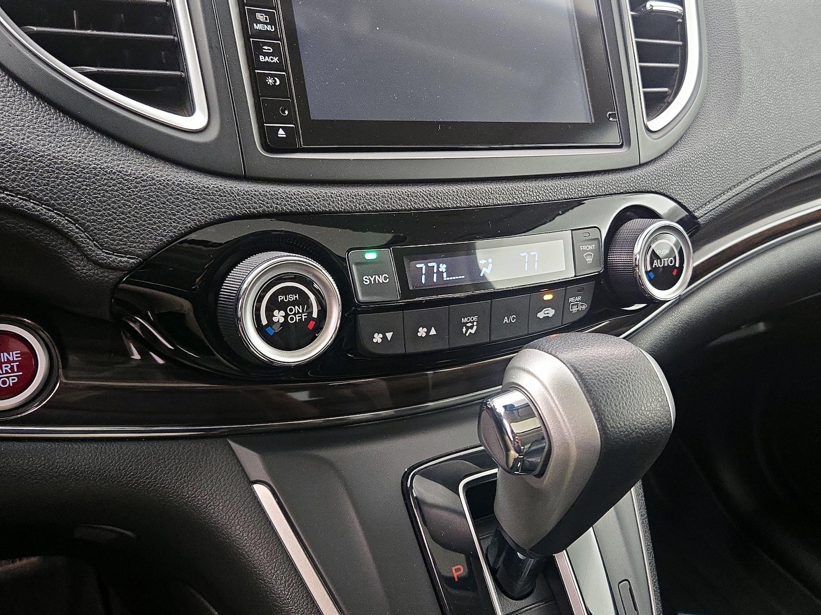 2015 Honda CR-V Touring - Photo 18