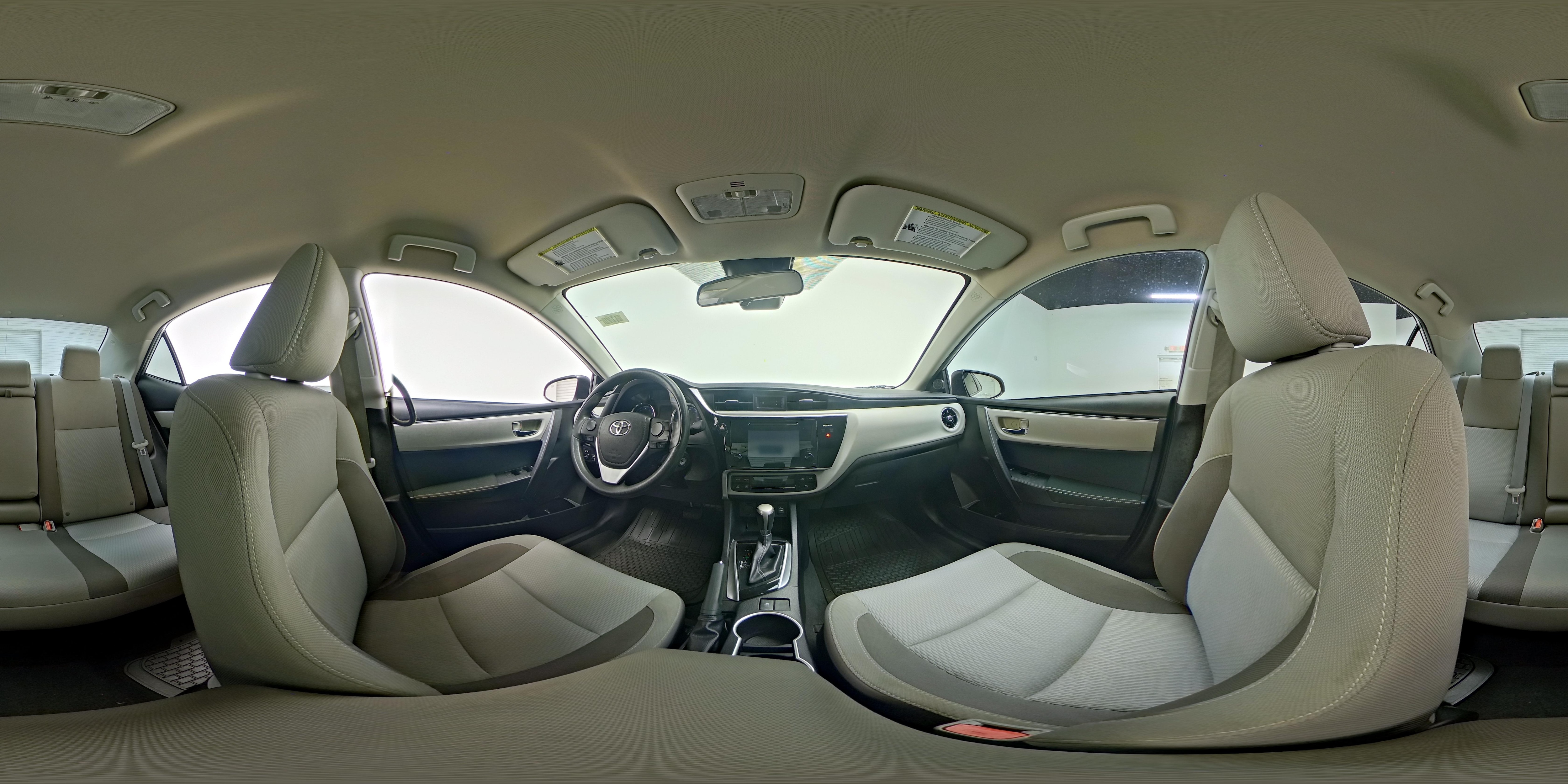 2017 Toyota Corolla LE - Photo 22