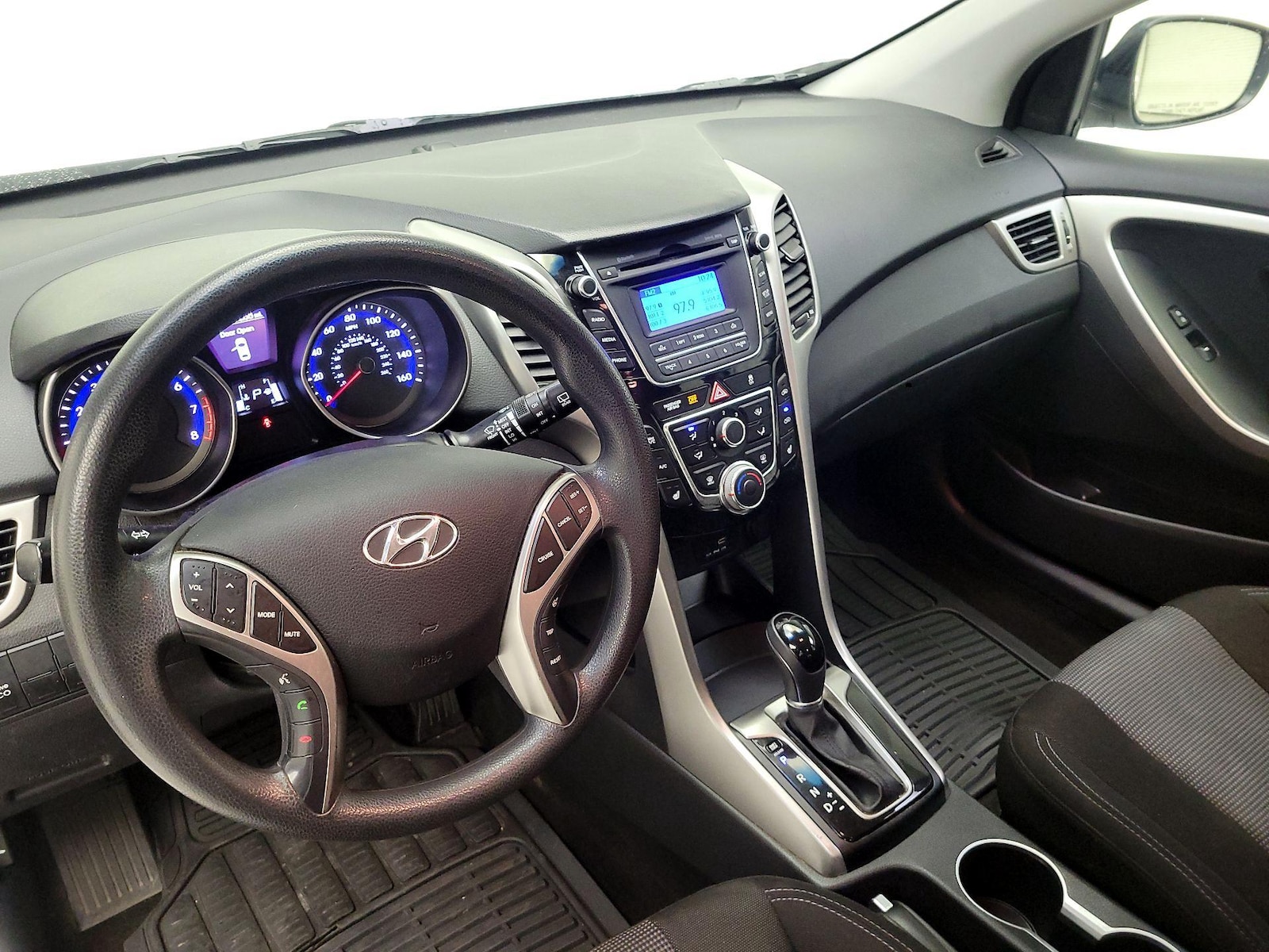 2015 Hyundai Elantra GT Base - Photo 10
