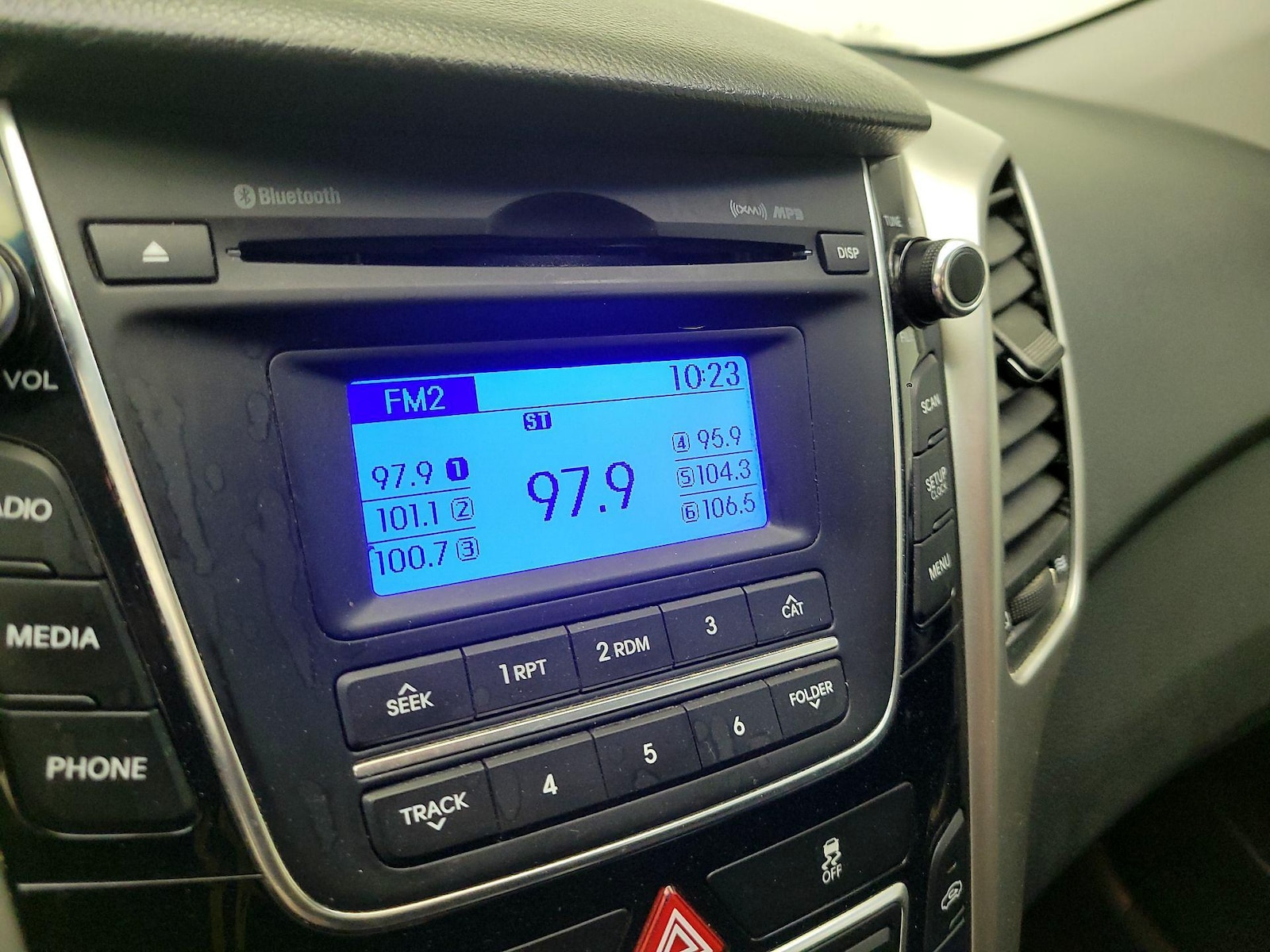 2015 Hyundai Elantra GT Base - Photo 14