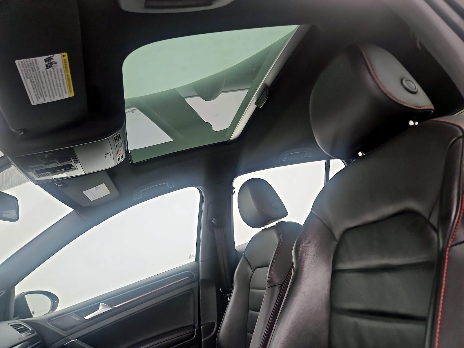 Sunroof(s) & Overhead Airbags