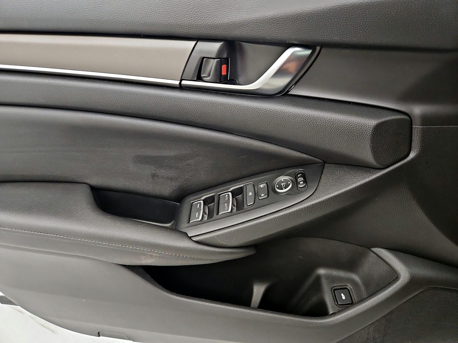 2021 Honda Accord LX - Photo 13