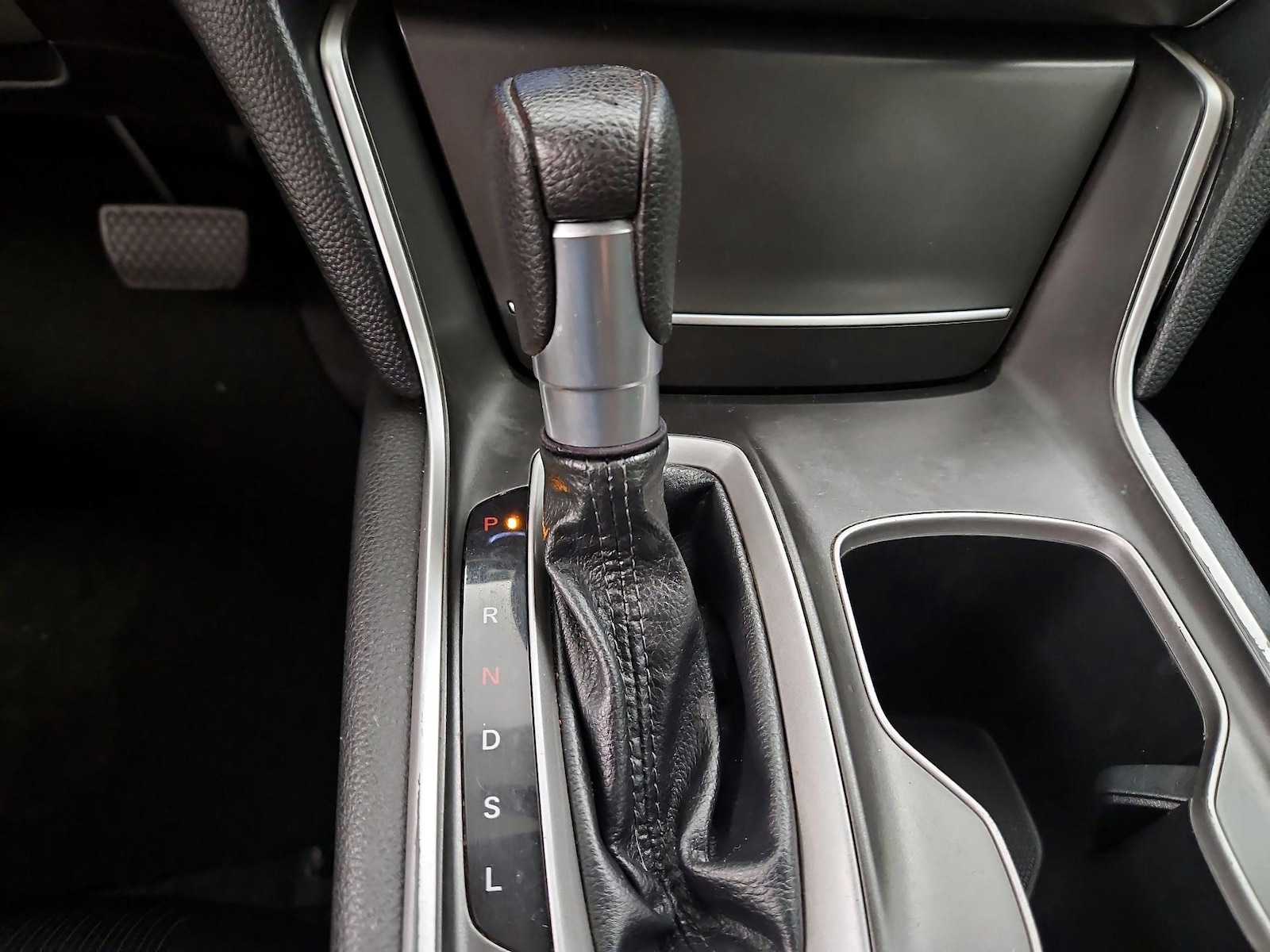 2021 Honda Accord LX - Photo 18