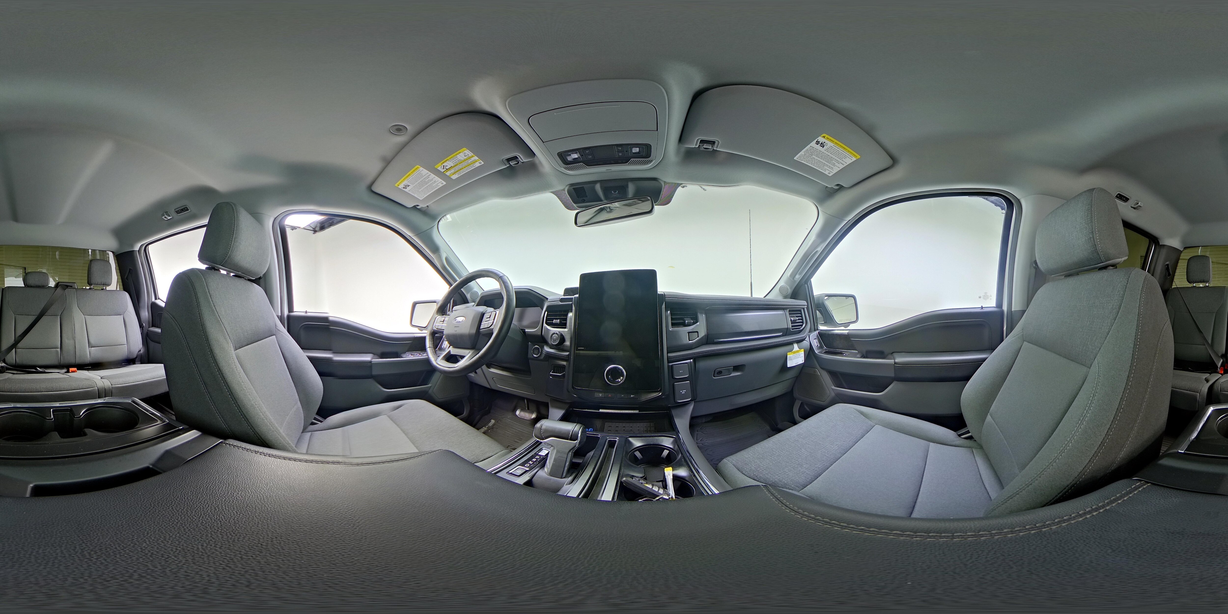 2024 Ford F-150 Lightning Flash - Photo 23