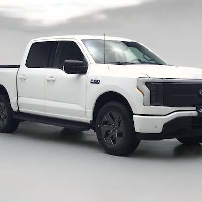 2024 Ford F150 Lightning Flash