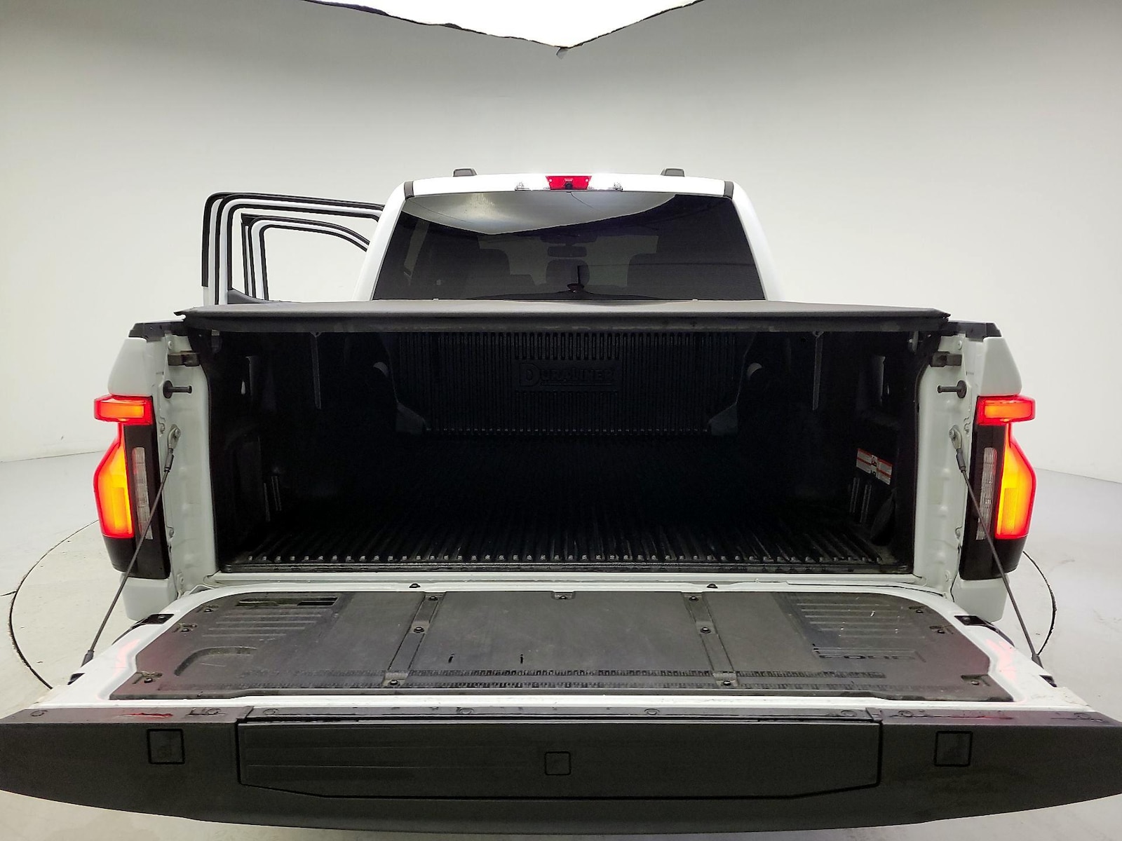 2024 Ford F-150 Lightning Flash - Photo 20