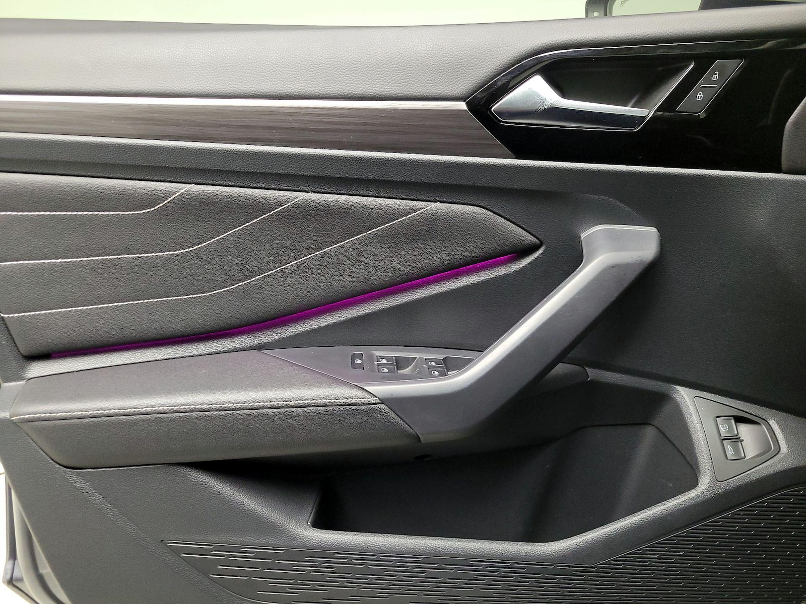 2024 Volkswagen Jetta SEL - Photo 13