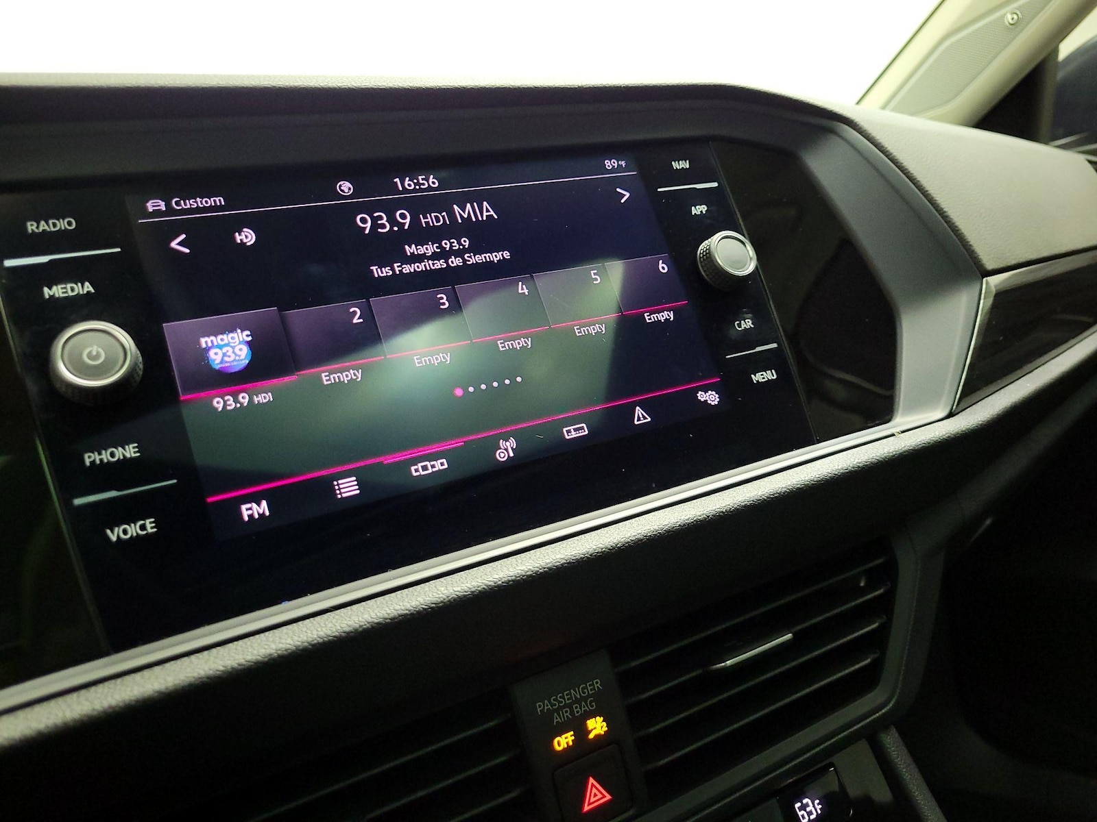 2024 Volkswagen Jetta SEL - Photo 16