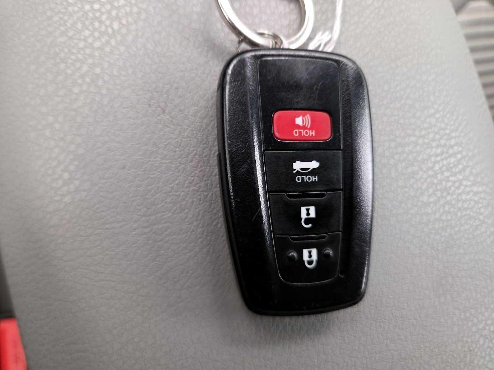 2021 Toyota Camry SE - Photo 23