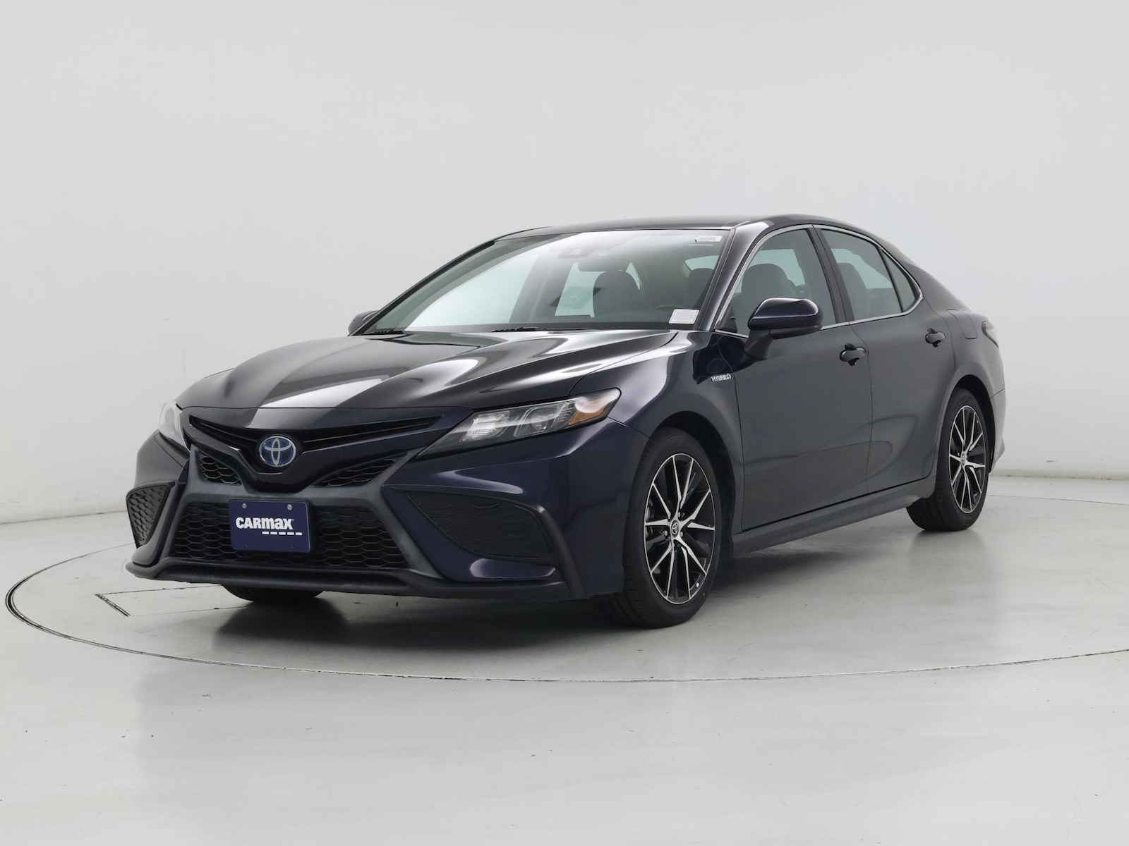 2021 Toyota Camry SE - Photo 5