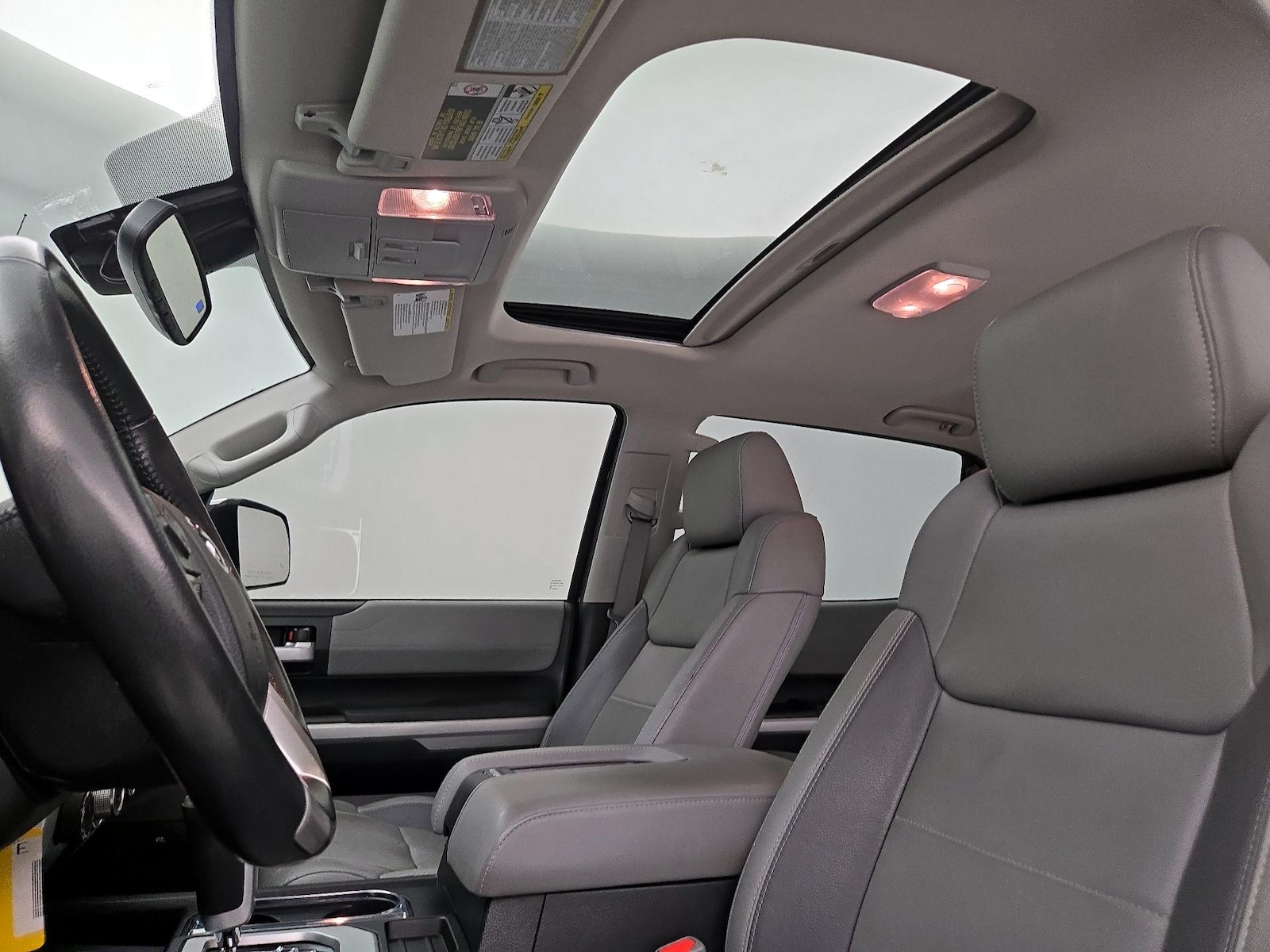 Sunroof(s) & Overhead Airbags