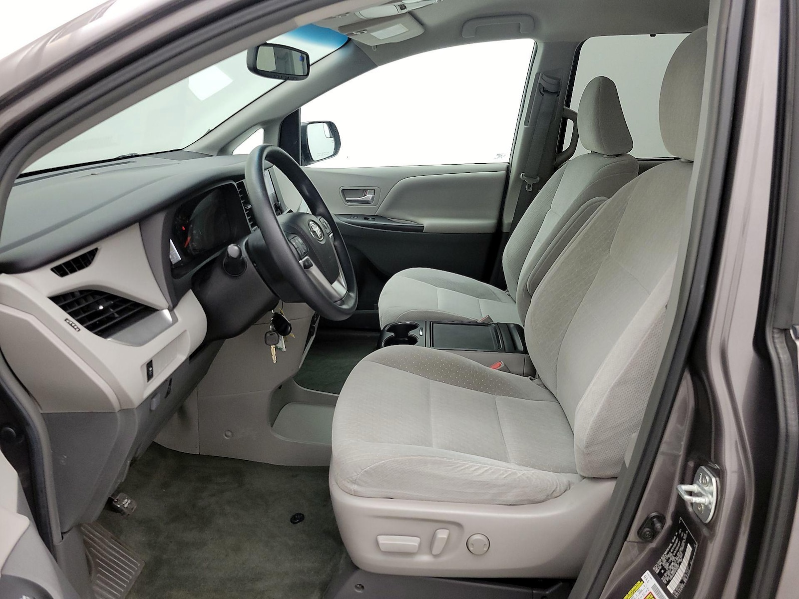 Power Seat(s) & Side Airbags