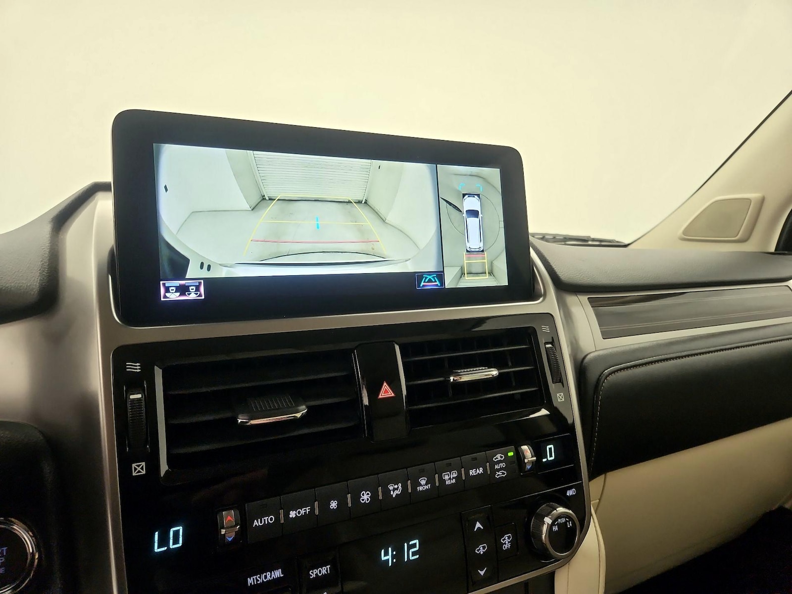 2023 Lexus GX LUXURY - Photo 16