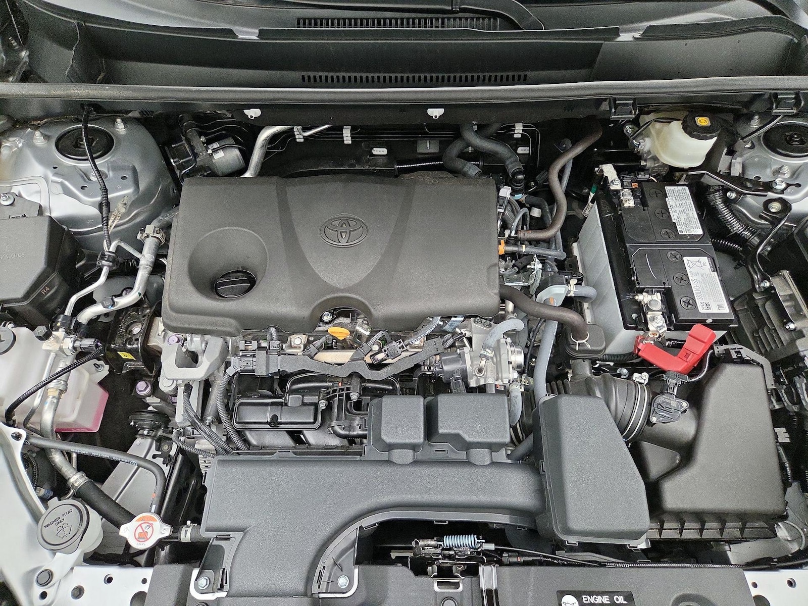 2025 Toyota RAV4 XLE Premium - Photo 23