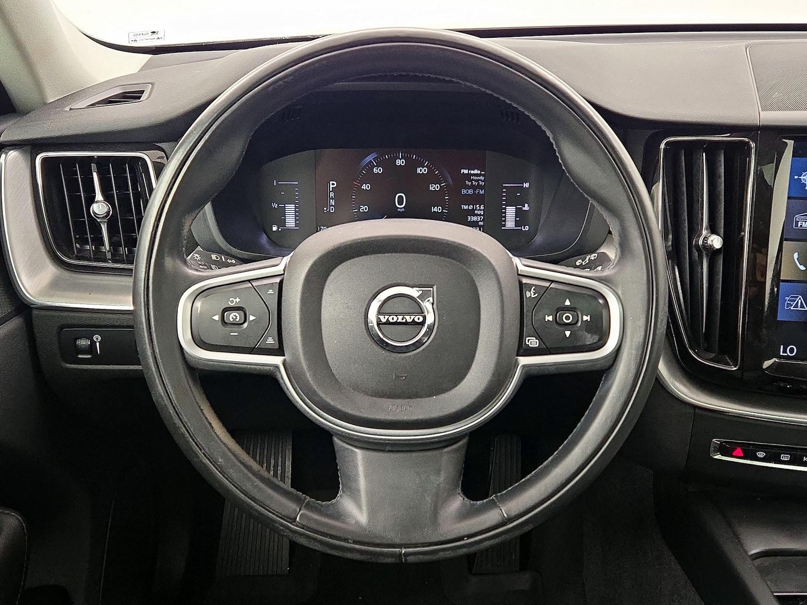 2019 Volvo XC60 Momentum - Photo 11