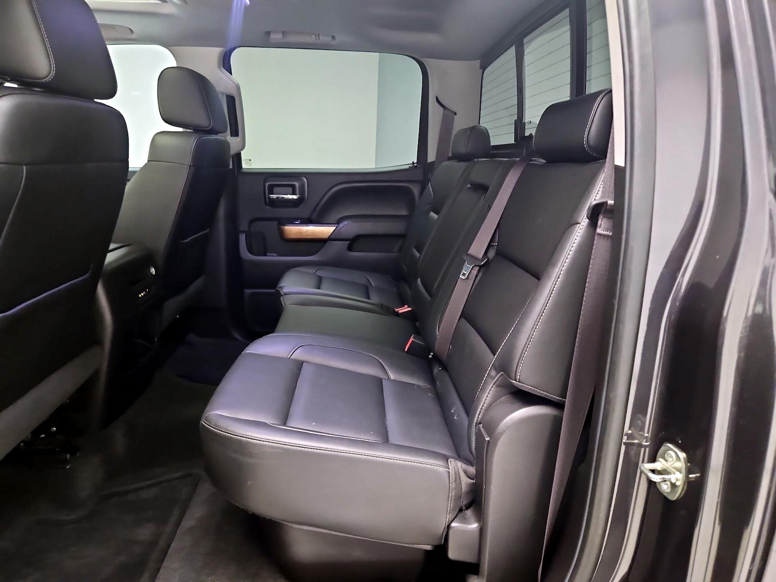 Rear Entertainment System
