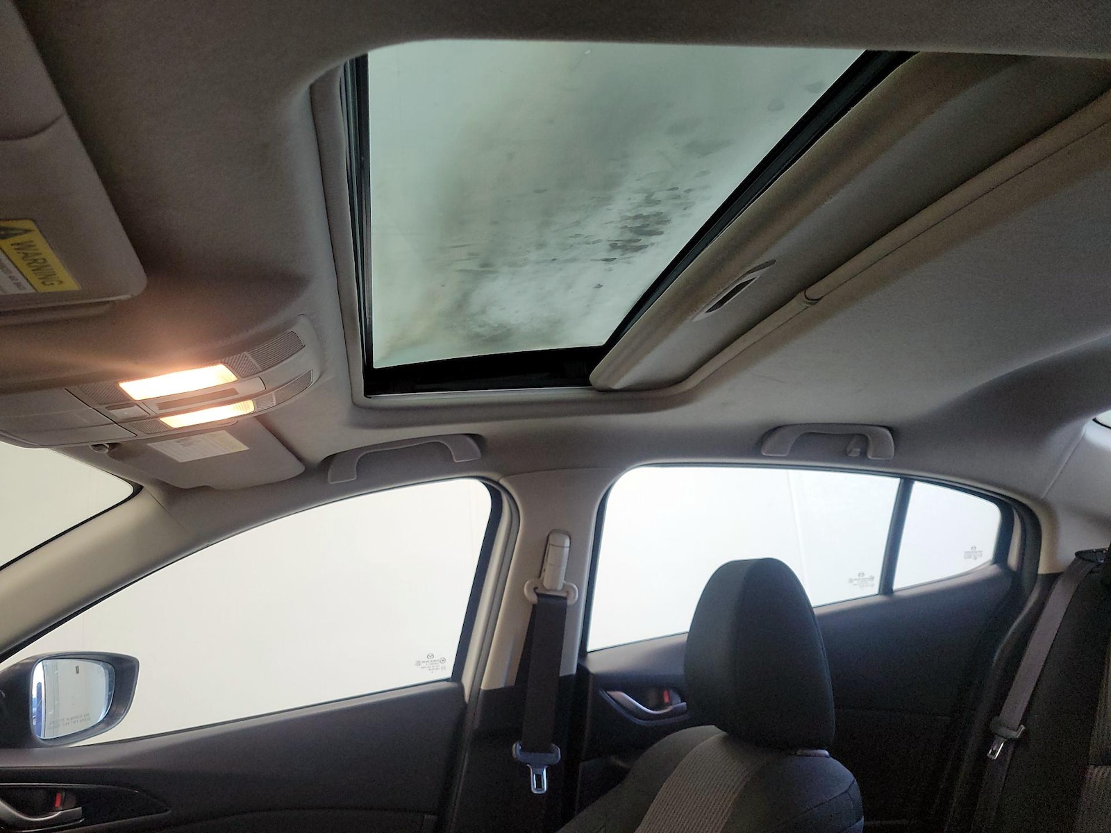 Sunroof(s) & Overhead Airbags
