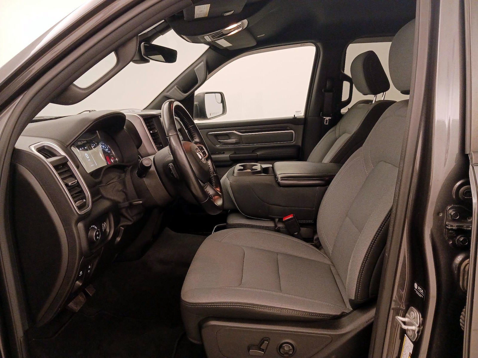 Power Seat(s) & Side Airbags