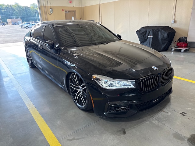 2019 BMW 750I